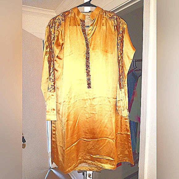 Traditional middle eastern satin men shirt designer Renee sultan - Picture 1 of 1